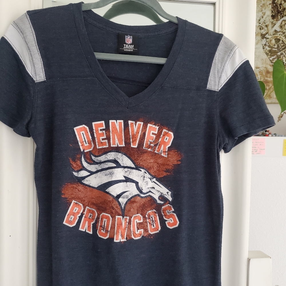 Denver Broncos Tee